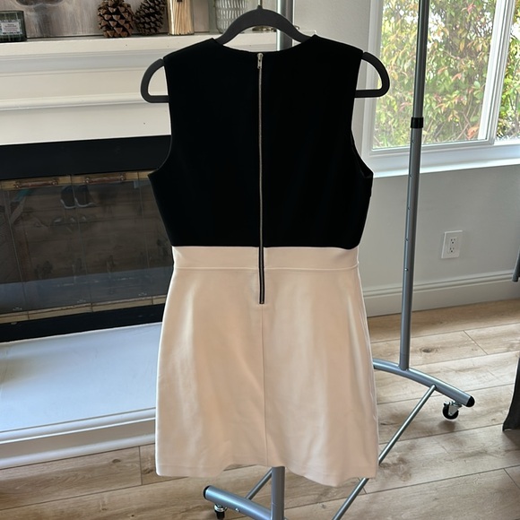 Theory Dress - Picture 2 of 2